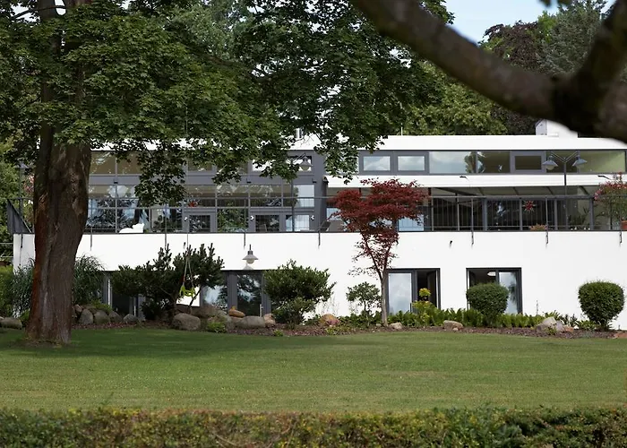Wassersport-Appartements am Stößensee